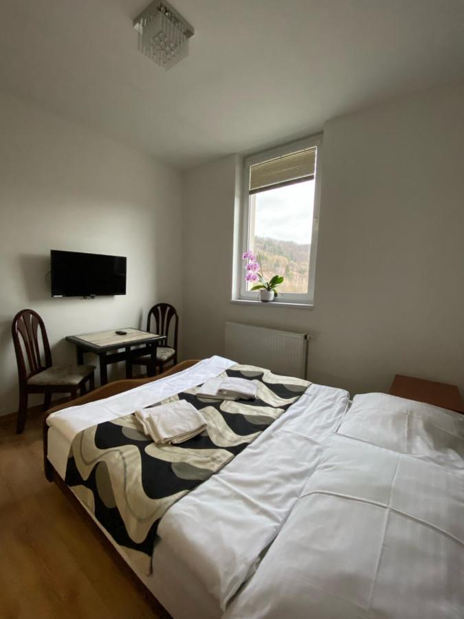Guest House Penzion Fortuna Тврдошин Экстерьер фото