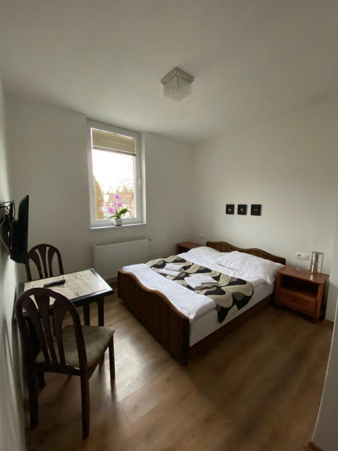 Guest House Penzion Fortuna Тврдошин Экстерьер фото