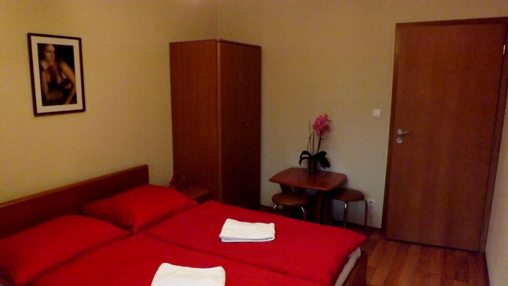 Guest House Penzion Fortuna Тврдошин Номер фото