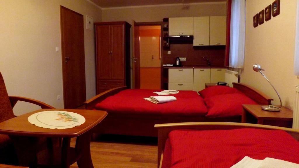Guest House Penzion Fortuna Тврдошин Номер фото