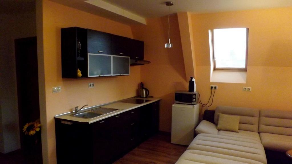 Guest House Penzion Fortuna Тврдошин Номер фото